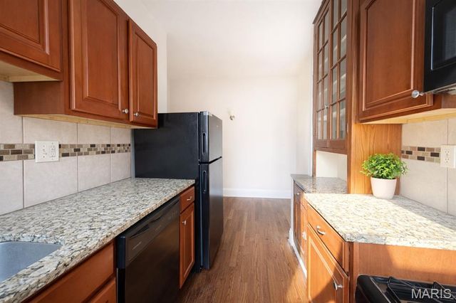 4626 Shenandoah Avenue, St Louis, MO 63110