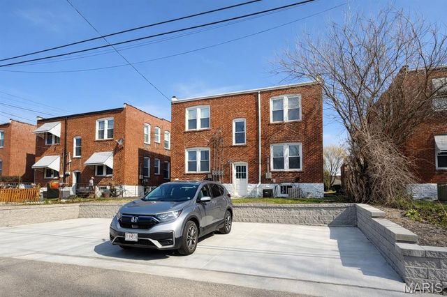 4626 Shenandoah Avenue, St Louis, MO 63110