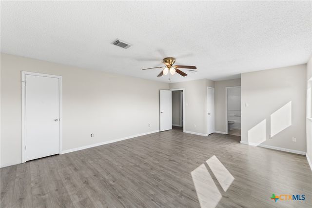 8010 Chestnut Gate Drive, Converse, TX 78109