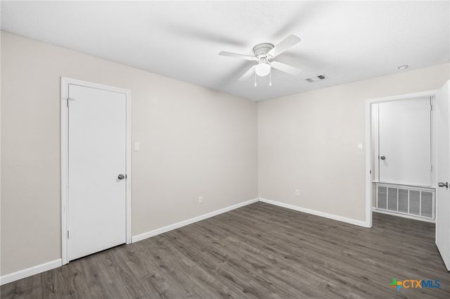 8010 Chestnut Gate Drive, Converse, TX 78109