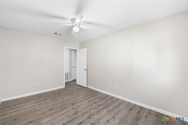 8010 Chestnut Gate Drive, Converse, TX 78109