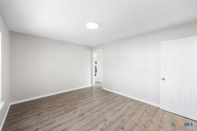 8010 Chestnut Gate Drive, Converse, TX 78109