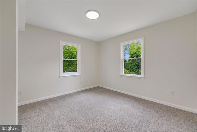711 WOODLAND DR, Baltimore, MD 21227