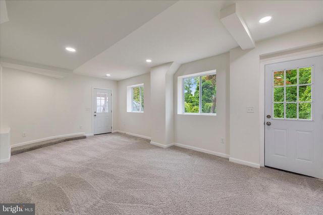 711 WOODLAND DR, Baltimore, MD 21227