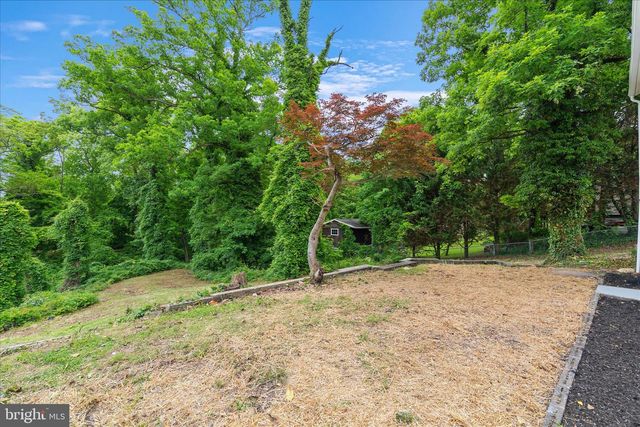 711 WOODLAND DR, Baltimore, MD 21227