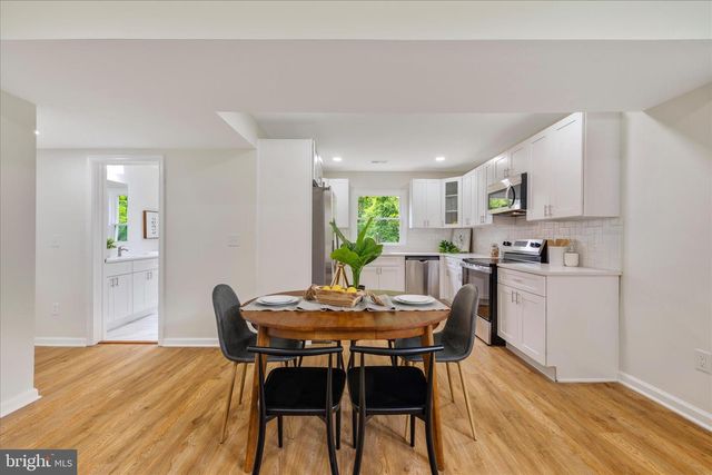 711 WOODLAND DR, Baltimore, MD 21227