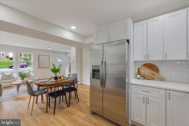 711 WOODLAND DR, Baltimore, MD 21227