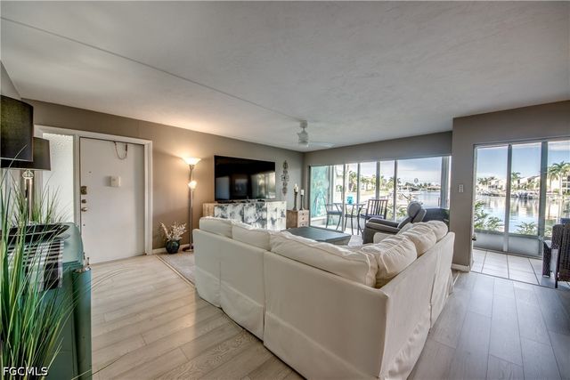 1941 Beach PKWY 111, Cape Coral, FL 33904