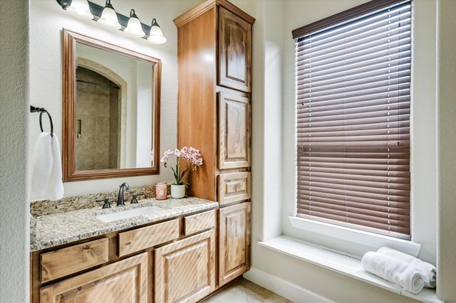 4408 Blacksmith CV, Spicewood, TX 78669