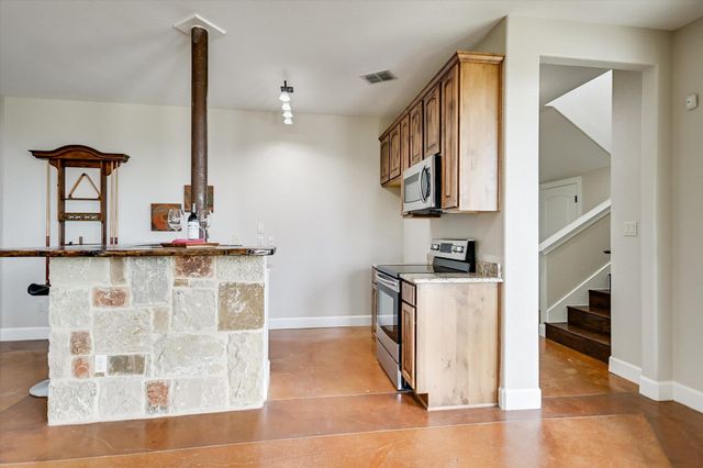 4408 Blacksmith CV, Spicewood, TX 78669