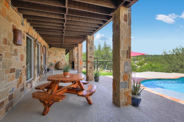4408 Blacksmith CV, Spicewood, TX 78669