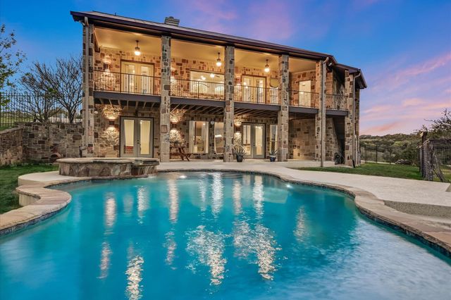 4408 Blacksmith CV, Spicewood, TX 78669