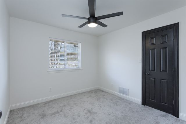 1913 E Branch Hollow Drive, Carrollton, TX 75007