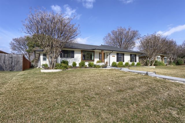 1913 E Branch Hollow Drive, Carrollton, TX 75007