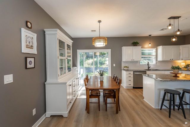 933 Highland Ridge Drive, Manhattan, KS 66503