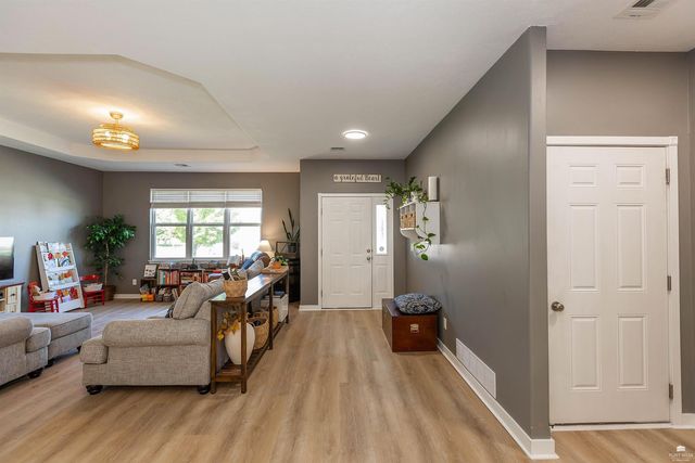 933 Highland Ridge Drive, Manhattan, KS 66503