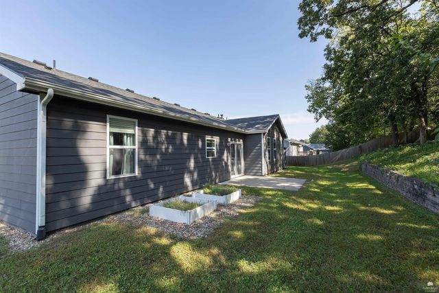 933 Highland Ridge Drive, Manhattan, KS 66503