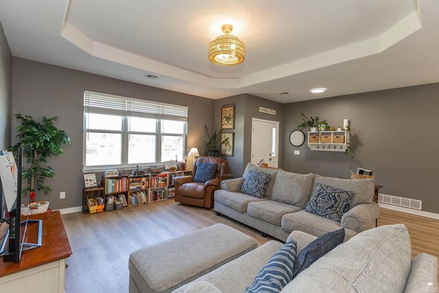 933 Highland Ridge Drive, Manhattan, KS 66503