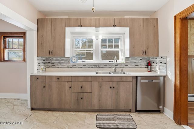 1541 Oakland Parkway, Lima, OH 45805