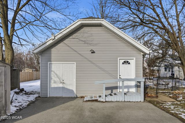 1541 Oakland Parkway, Lima, OH 45805