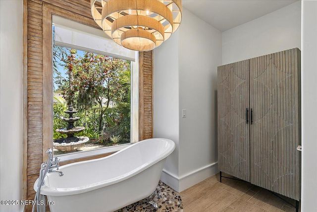 301 ROSCOE Boulevard S, Ponte Vedra Beach, FL 32082