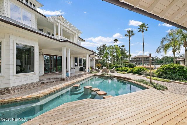 301 ROSCOE Boulevard S, Ponte Vedra Beach, FL 32082