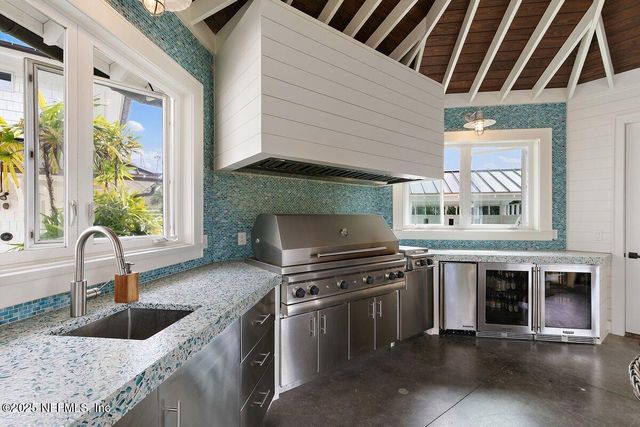 301 ROSCOE Boulevard S, Ponte Vedra Beach, FL 32082