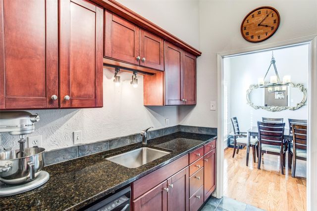 10421 High Hollows Drive 111, Dallas, TX 75230