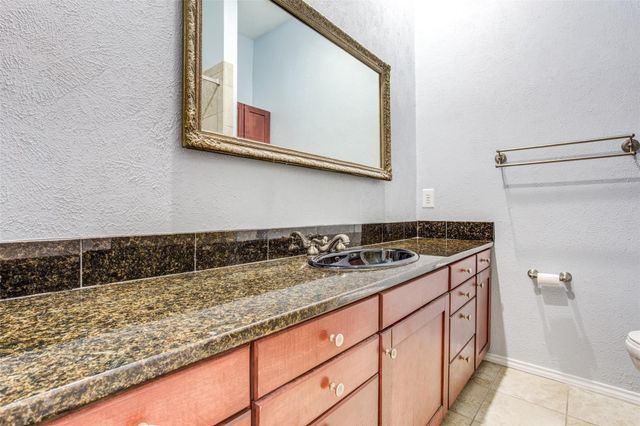 10421 High Hollows Drive 111, Dallas, TX 75230