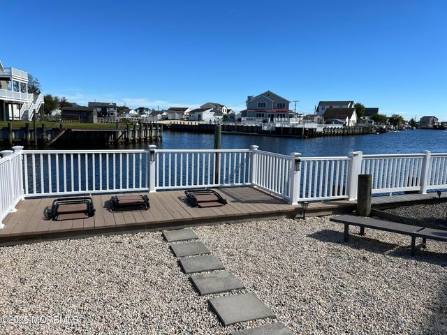 27 S Dayton Drive, Little Egg Harbor, NJ 08087