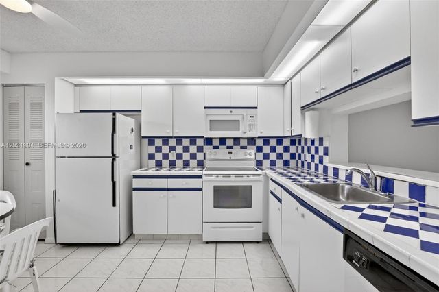 1200 SW 125th Avenue 410L, Pembroke Pines, FL 33027