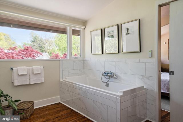 1924 THOMAS DR, Annapolis, MD 21409