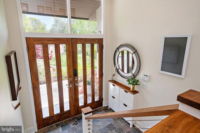 1924 THOMAS DR, Annapolis, MD 21409