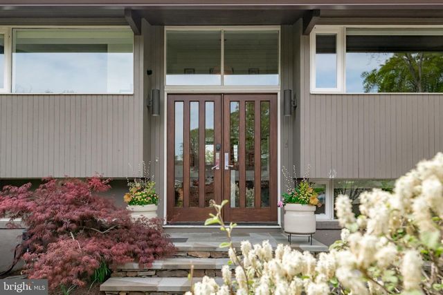 1924 THOMAS DR, Annapolis, MD 21409
