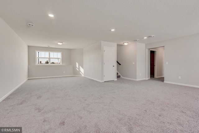 19087 Goodhue Street NE, East Bethel, MN 55011