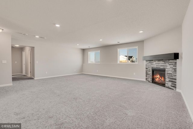 19087 Goodhue Street NE, East Bethel, MN 55011
