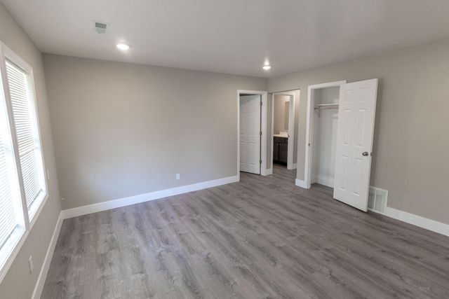 3612 GREELEY DR B, Columbia, MO 65202