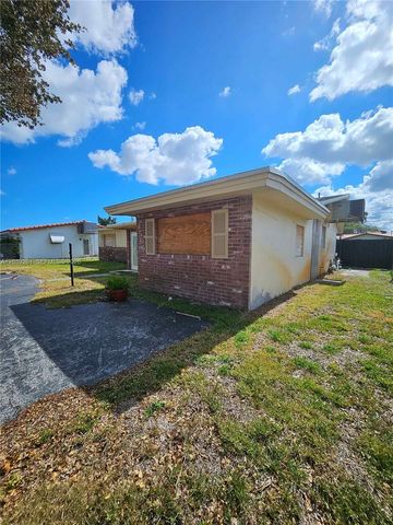 4506 Taft St, Hollywood, FL 33021