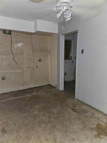 4506 Taft St, Hollywood, FL 33021