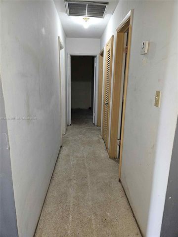 4506 Taft St, Hollywood, FL 33021