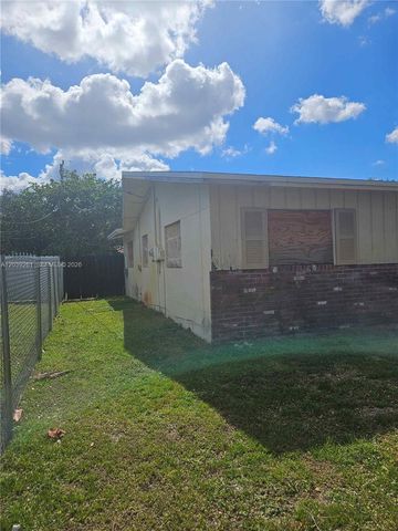 4506 Taft St, Hollywood, FL 33021