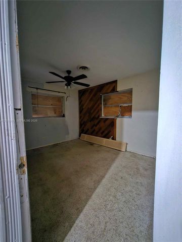 4506 Taft St, Hollywood, FL 33021