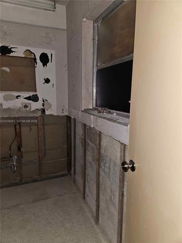 4506 Taft St, Hollywood, FL 33021