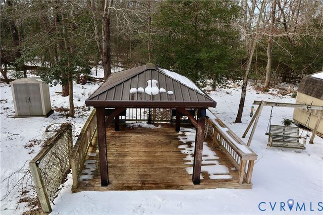 912 Scotch Pine Ct, Sandston, VA 23150