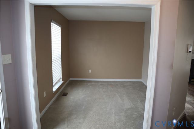 912 Scotch Pine Ct, Sandston, VA 23150