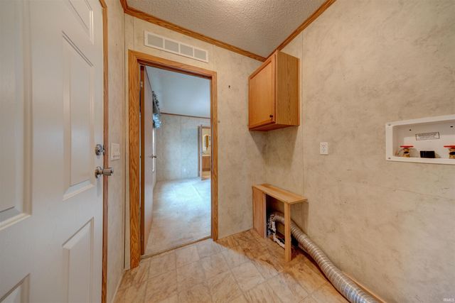 711 Church Street, Grandview, IN 47615