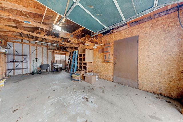 711 Church Street, Grandview, IN 47615