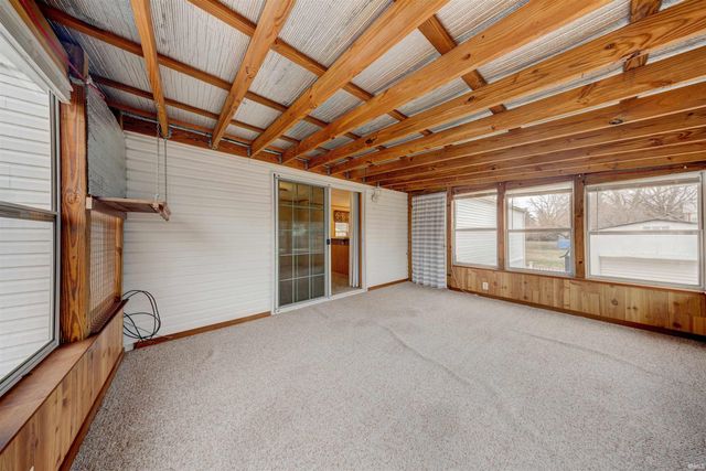 711 Church Street, Grandview, IN 47615