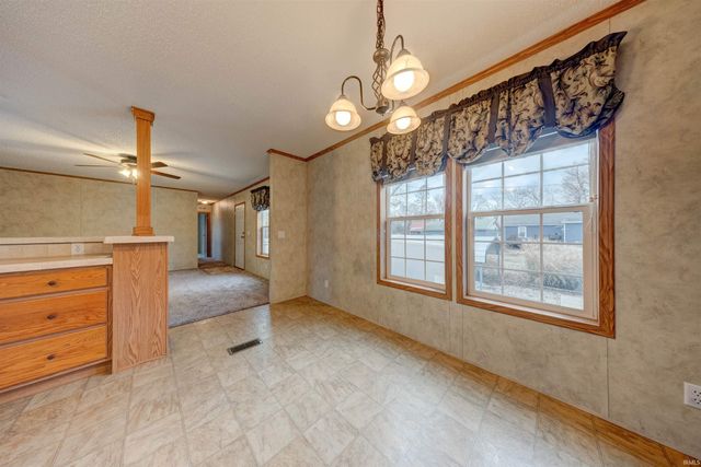 711 Church Street, Grandview, IN 47615