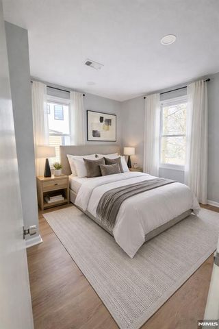 633 Thomas Boulevard, East Orange, NJ 07017